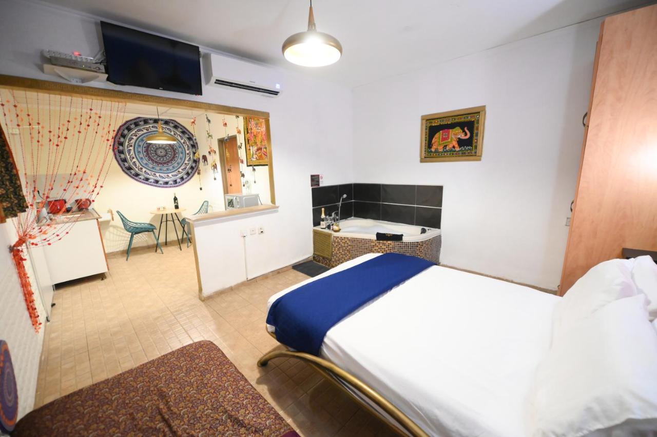 Magical In The Galilee Motel Qiryat Shemona Buitenkant foto